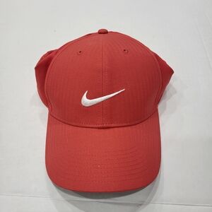 Nike Dri Fit Legacy91 Red Golf Cap Baseball Cap